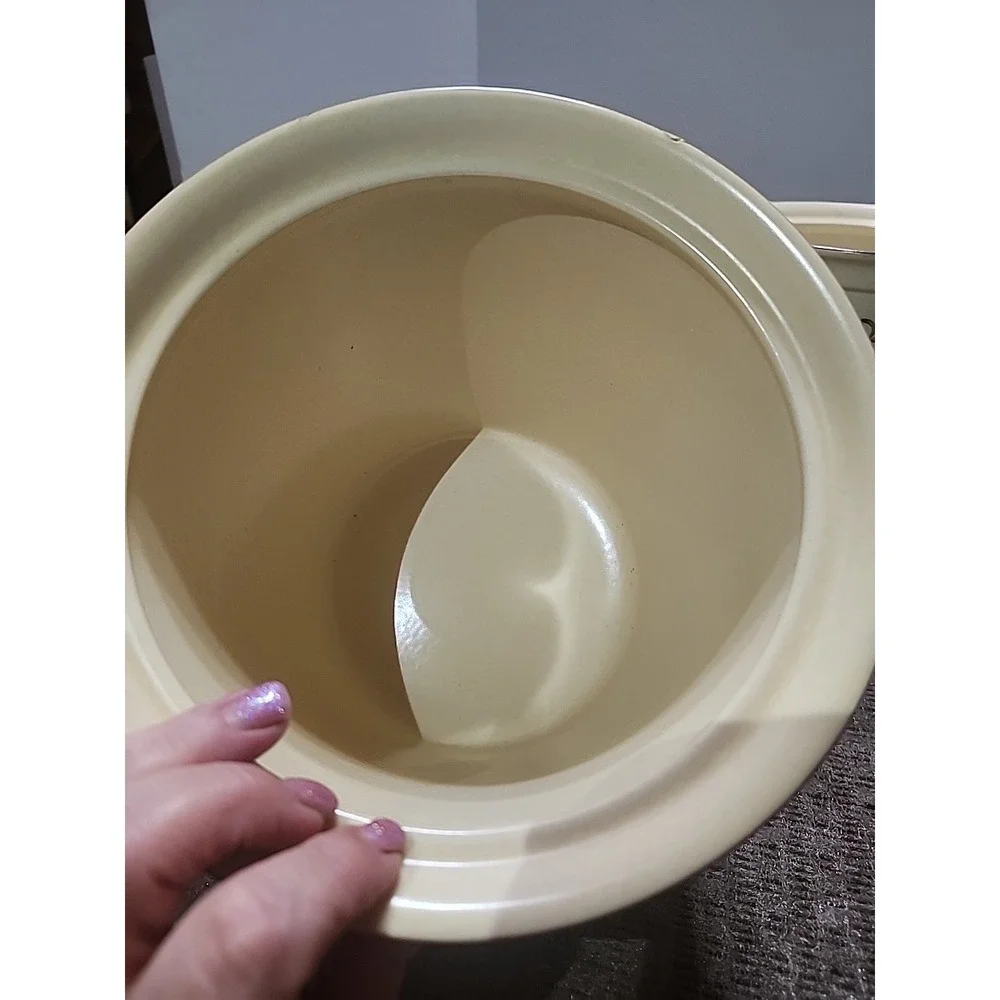 Pfaltzgraff stoneware canister‎ With Lid  507 & 506